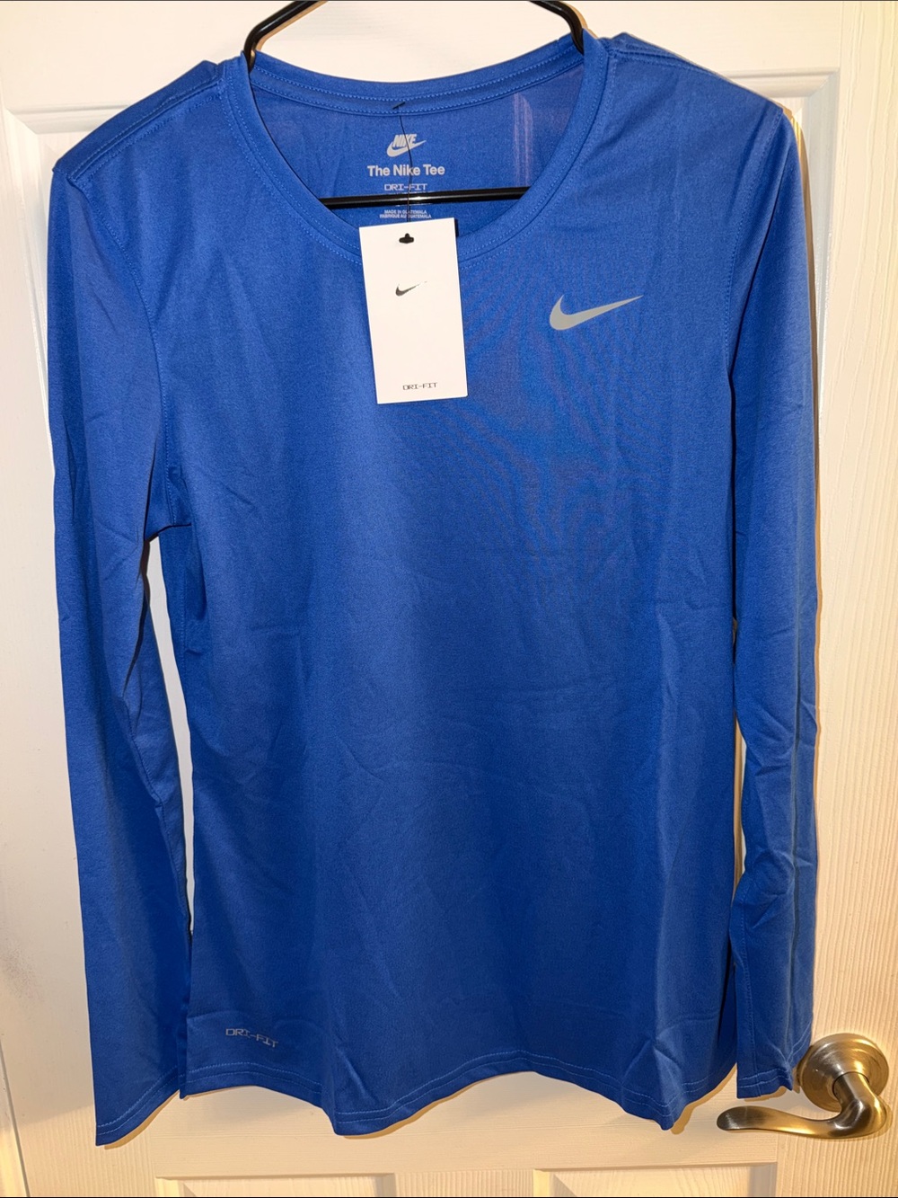 Nike women’s Long Sleeve Dri-FIT Shirt - Blue